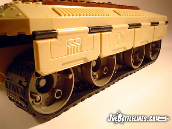 BTR Patriot Grizzly tread