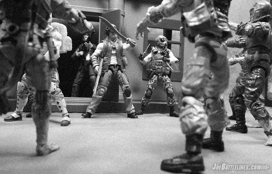 G.I. Joe Zombie Initiative Zombie Hunter Outback